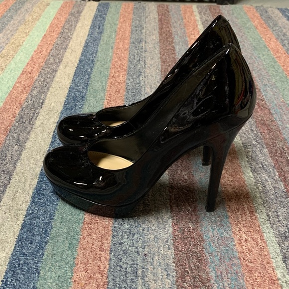 Black patent heels excellent condition - Picture 3 of 3